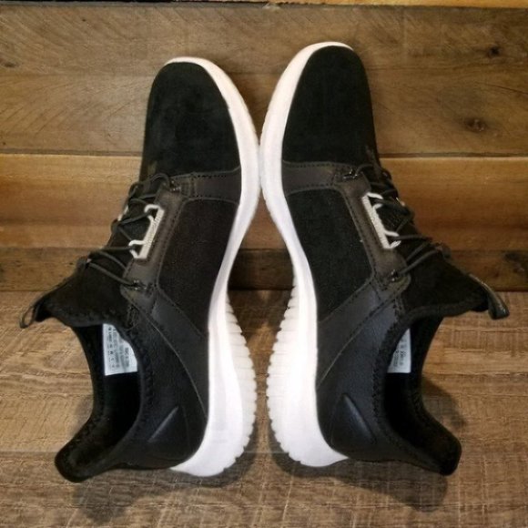 NEW Skechers Ultra Flex Free Spirit Sneaker - Picture 7 of 9